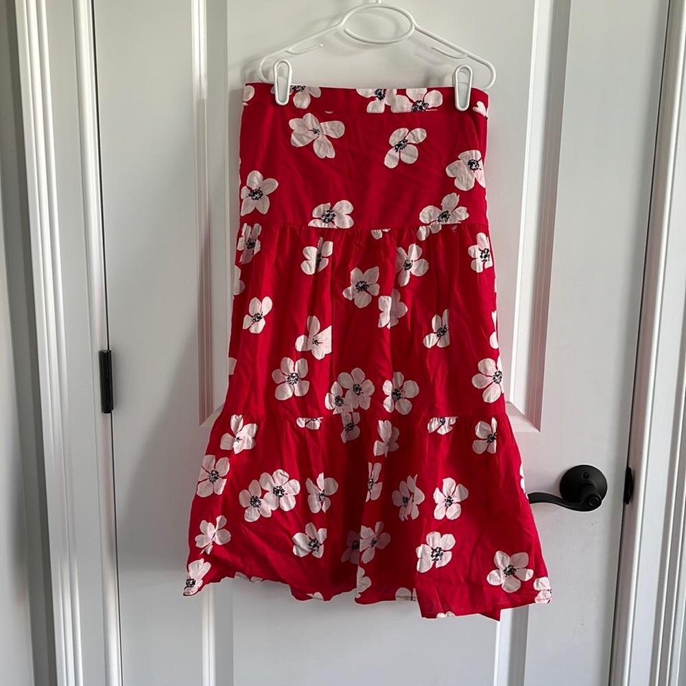 J Crew pull on skirt, size large.